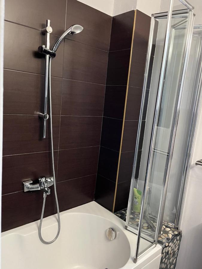 Sun Escape, Appart Renove Climatise 3 Pieces 4-6 Pers, 350M De La Plage Μασσαλία Εξωτερικό φωτογραφία